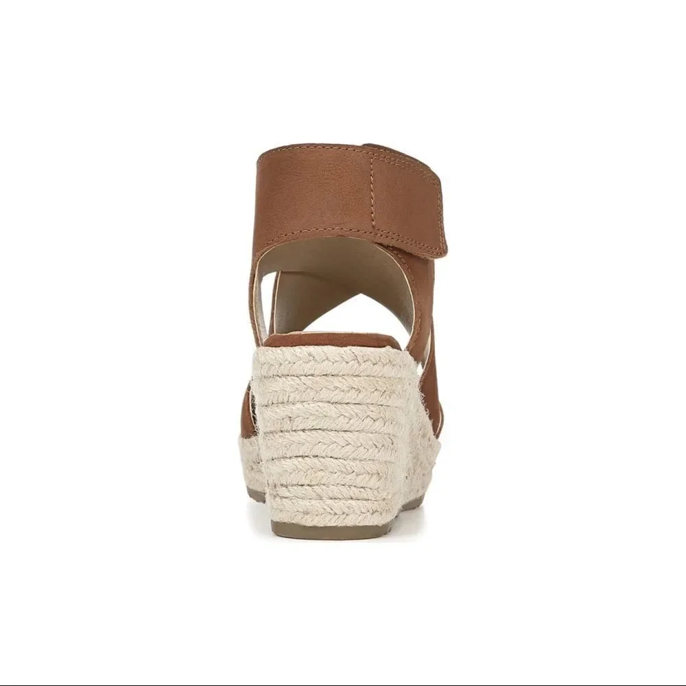 ✨HP✨Naturalized SOUL “Oshay” wedge sandals✨